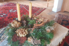 adventskrans med 2 bivokslys
